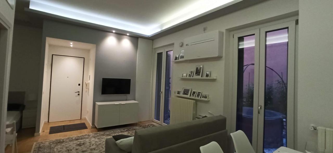 Luxury House Lupetta 3 Lägenhet Milano Exteriör bild
